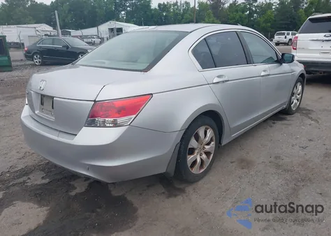 2008 Honda Accord 2.4 Ex-L z USA, uszkodzony, nr VIN 1HGCP268X8A108439